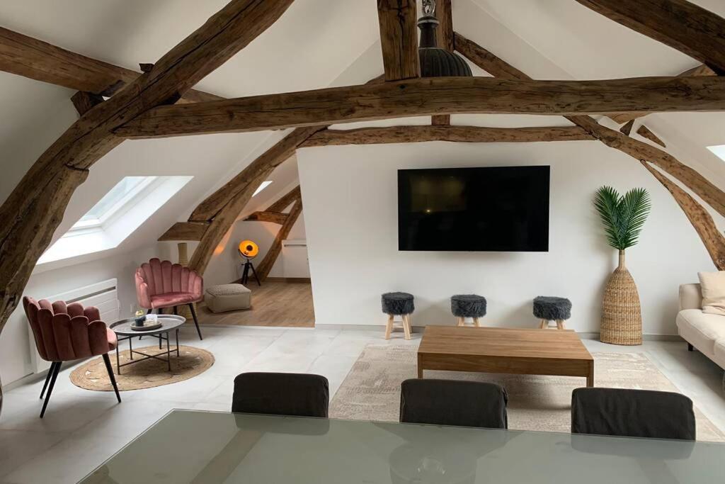 Appartement Spacieux En Plein Coeur De רואן מראה חיצוני תמונה